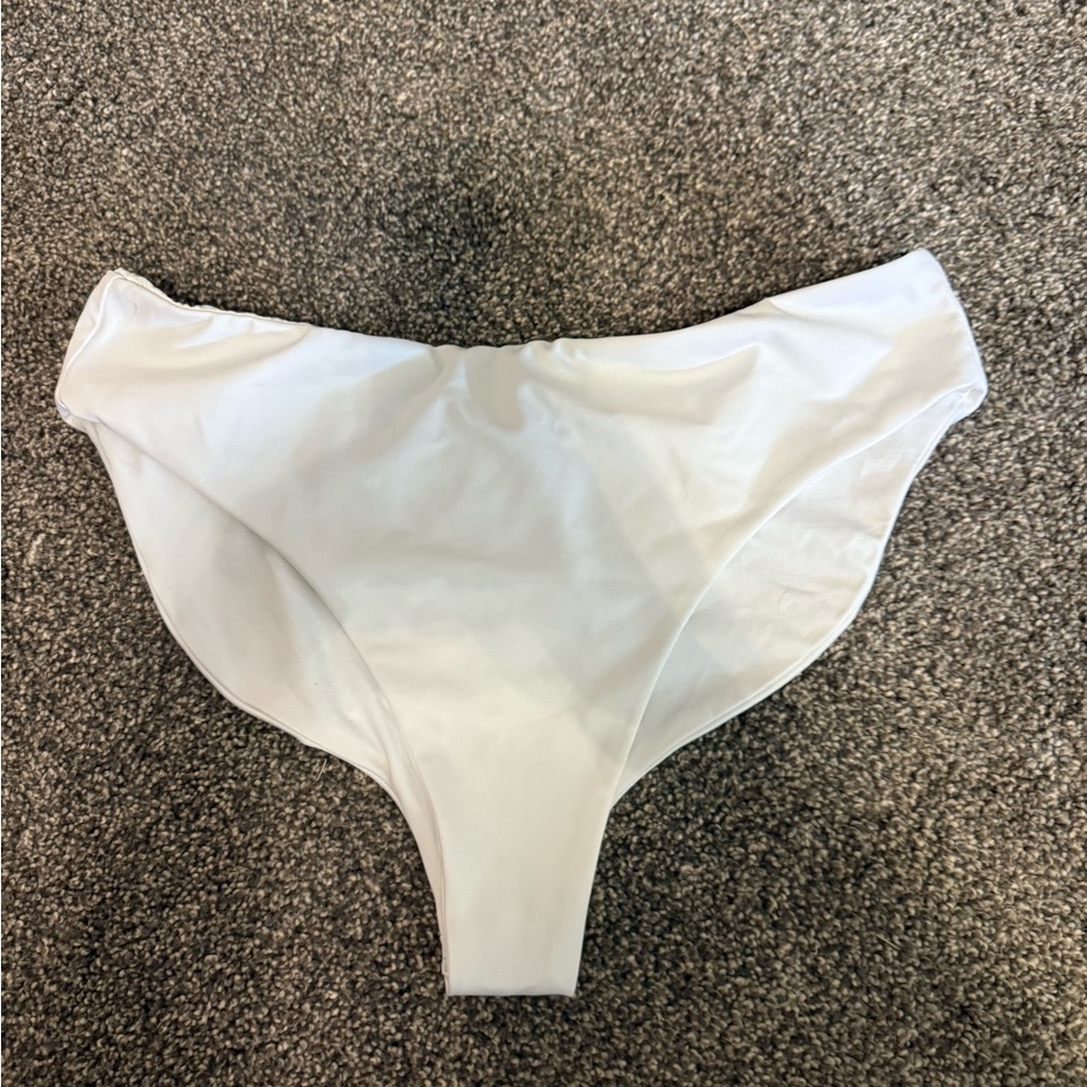 Londre High Leg Scrunch Bottom XL